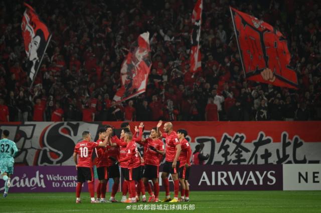 九游手游中心-2026赛季中超开启：争冠保级局势大乱 黑马迎良机